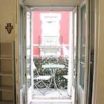 Hotell Bernadette' Cosy Flat - 3 Minutes Walk Main Door To Sanctuary Entrance- Old Town - Bernadette De Soubirous's Neighborhood - Chapel For Prayer On Site 3*